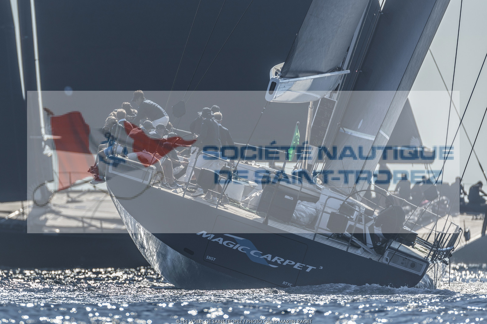 06 10 2022, Saint-Tropez (FRA,83), Voiles de Saint-Tropez 2022,  Maxis Club 55 Cupentre les deux Wallycento Magic Carpet Cubed et Tango, défi French Kiss vs Kiwi Magic 06 10 2022, Saint-Tropez (FRA,83), Voiles de Saint-Tropez 2022,  Maxis Club 55 Cupentre les deux Wallycento Magic Carpet Cubed et Tango, défi French Kiss vs Kiwi Magic