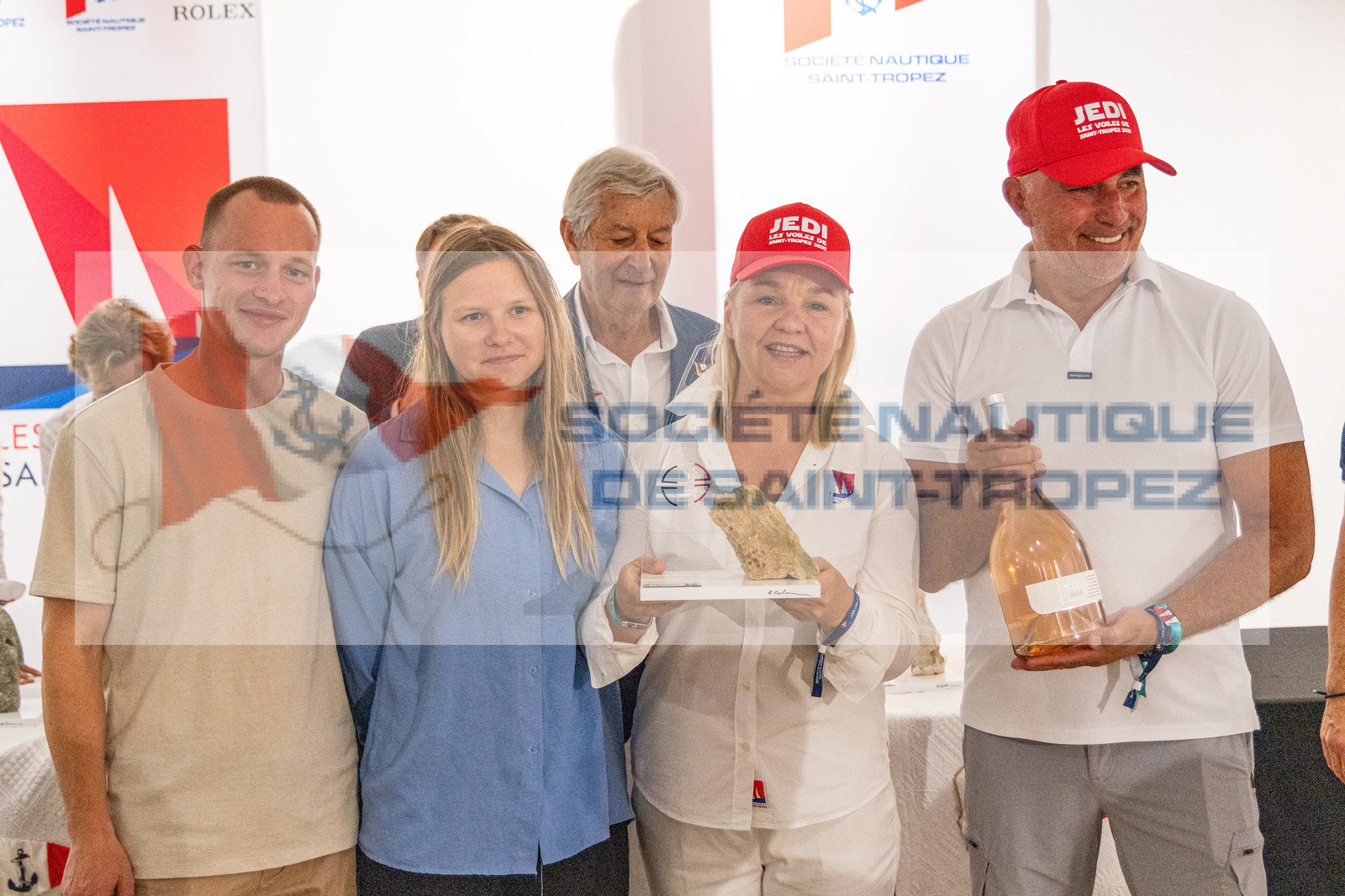 GMR_VST25_16210.jpg GMR_VST25_16210.jpg