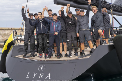08 10 2022, Saint-Tropez (FRA,83), Voiles de Saint-Tropez 2022,  Race 4 (abandonned), Lyra crew (winnner division 3)