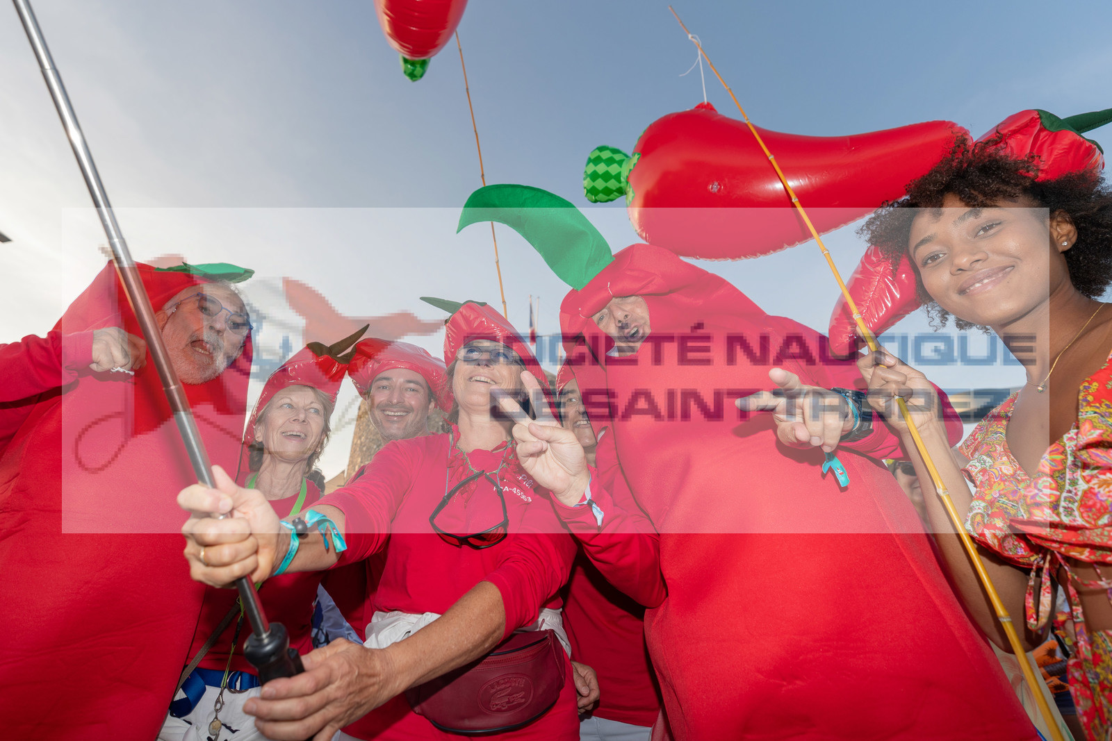 05 10 2023, Saint-Tropez (FRA,83), Les Voiles de Saint-Tropez 2023, RAce Day 5, Défilé des équipages 05 10 2023, Saint-Tropez (FRA,83), Les Voiles de Saint-Tropez 2023, RAce Day 5, Défilé des équipages