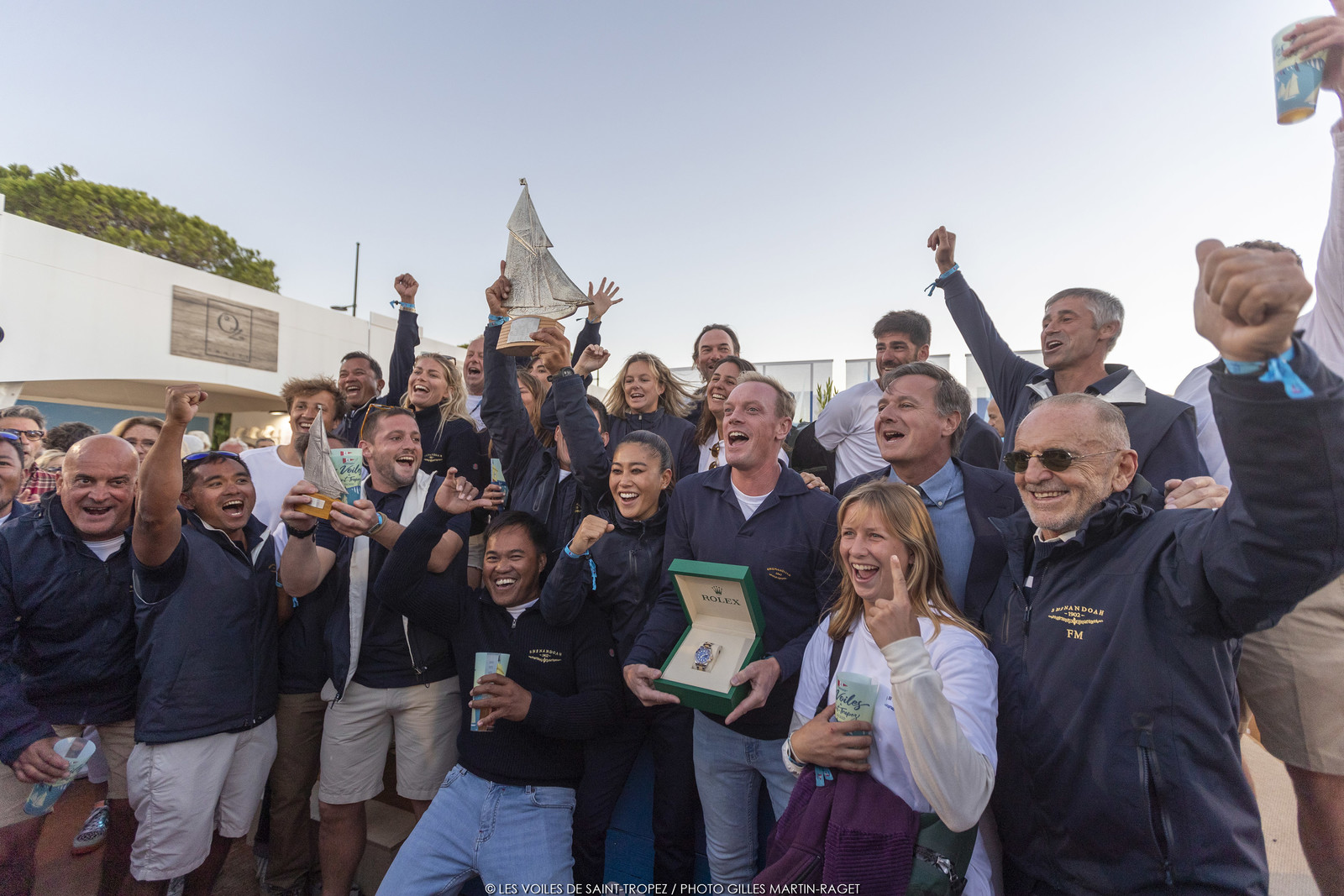 01 10 2022, Saint-Tropez (FRA,83), Voiles de Saint-Tropez 2022, Remise des prix, Shenandoah reçoit le Trophée Rolex 01 10 2022, Saint-Tropez (FRA,83), Voiles de Saint-Tropez 2022, Remise des prix, Shenandoah reçoit le Trophée Rolex
