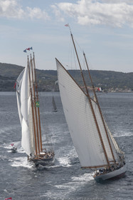 28 09 2022? Saint-Tropez,(FRA,83), Les Voiles de Saint-Tropez 2022 Régate N° 2 poup les modernes, navigation libre pour les grandes goélettes