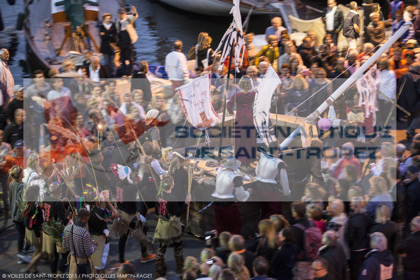 01 10 2025, Saint-Tropez (FRA,83) , Voioes de Saint-Tropez 2015, Day 4, Crew parade