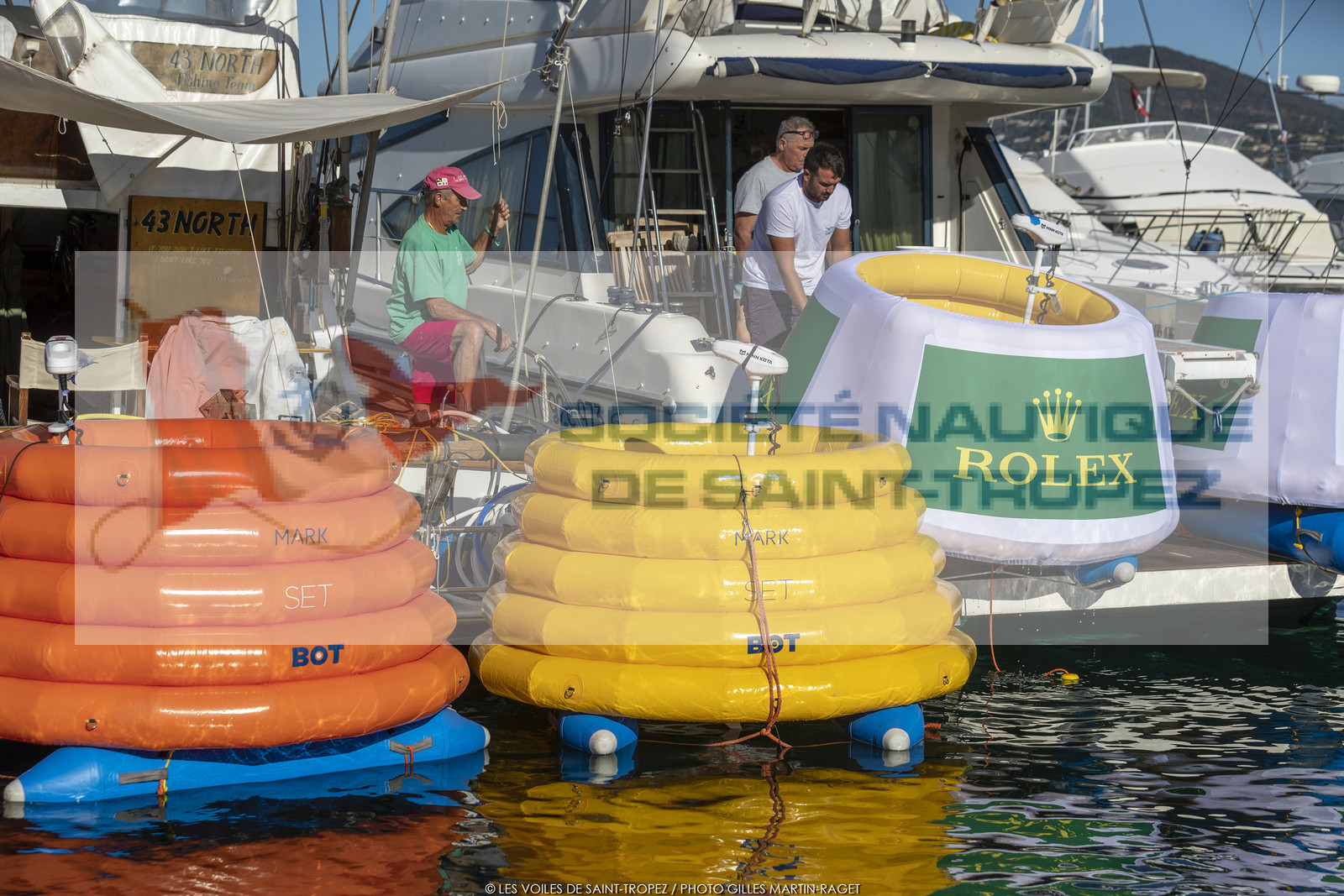 26 09 2022, Saint-Tropez (FRA,83), Voiles de Saint-Tropez 2022, premier jour de course, nouvelles bouées dynamiques positionnables à distance 26 09 2022, Saint-Tropez (FRA,83), Voiles de Saint-Tropez 2022, premier jour de course, nouvelles bouées dynamiques positionnables à distance