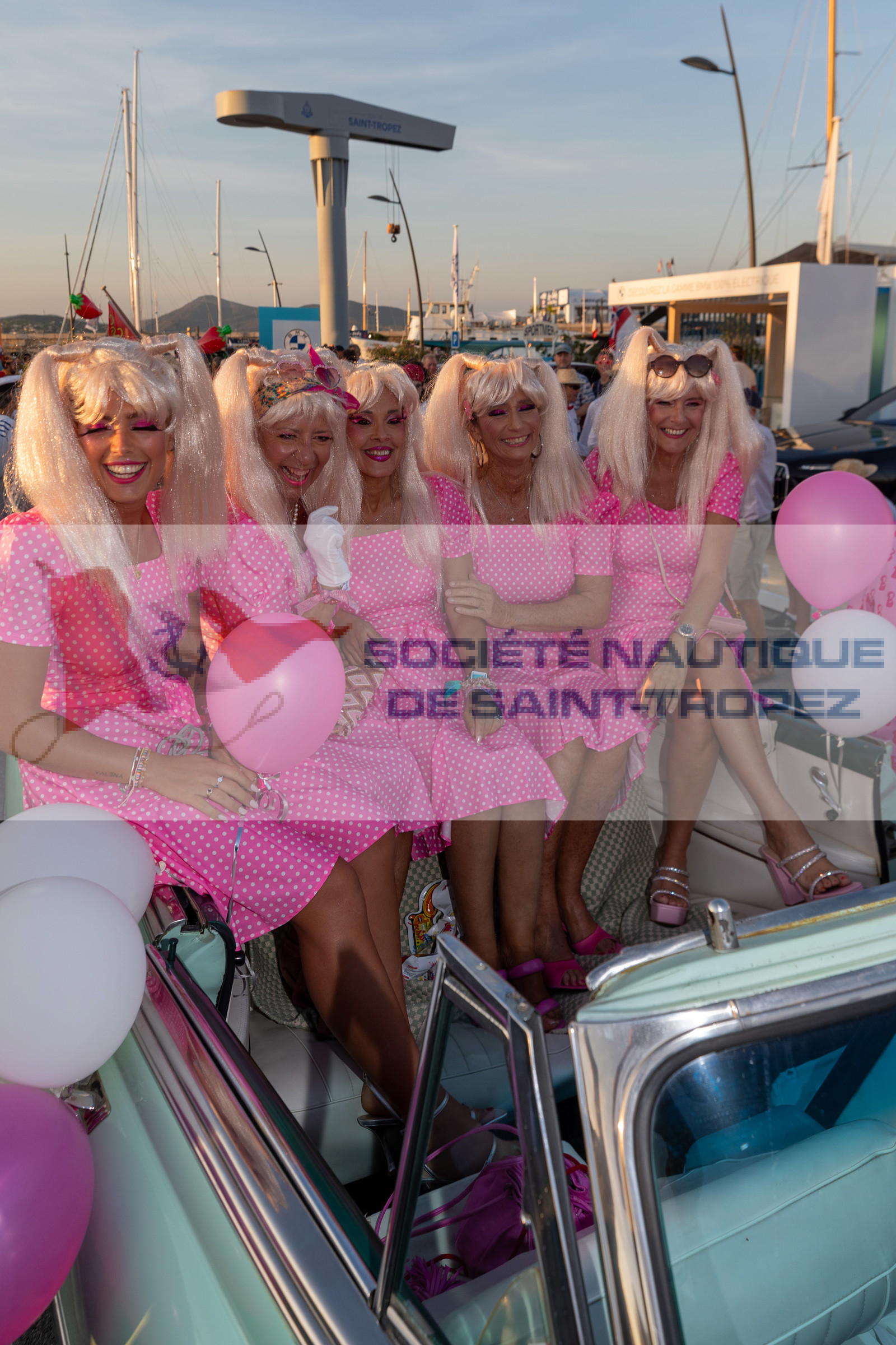 05 10 2023, Saint-Tropez (FRA,83), Les Voiles de Saint-Tropez 2023, RAce Day 5, Défilé des équipages 05 10 2023, Saint-Tropez (FRA,83), Les Voiles de Saint-Tropez 2023, RAce Day 5, Défilé des équipages