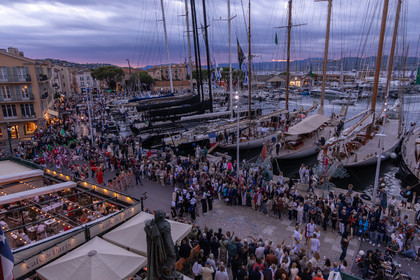 02 10 2025, Saint-Tropez (FRA), Les Voiles de SAint-Tropez 2025, Défilé des équipages