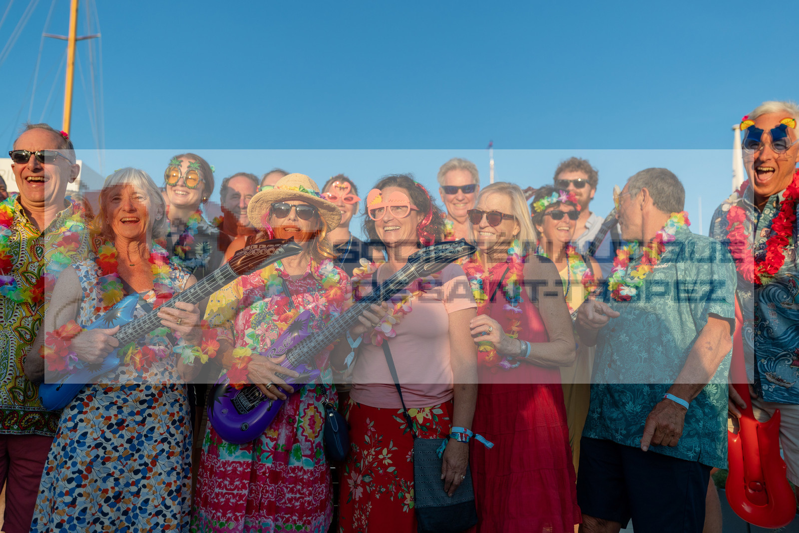 05 10 2023, Saint-Tropez (FRA,83), Les Voiles de Saint-Tropez 2023, RAce Day 5, Défilé des équipages 05 10 2023, Saint-Tropez (FRA,83), Les Voiles de Saint-Tropez 2023, RAce Day 5, Défilé des équipages