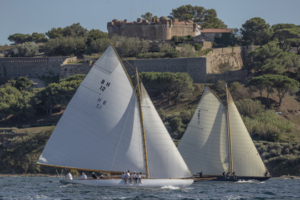 26 09 2020, Saint-Tropez (FRA,83), Les Voiles de Saint-Tropez 2020, Day 1, Training, Finish Yacht Club de France Cup Cannes - Saint-Tropez
