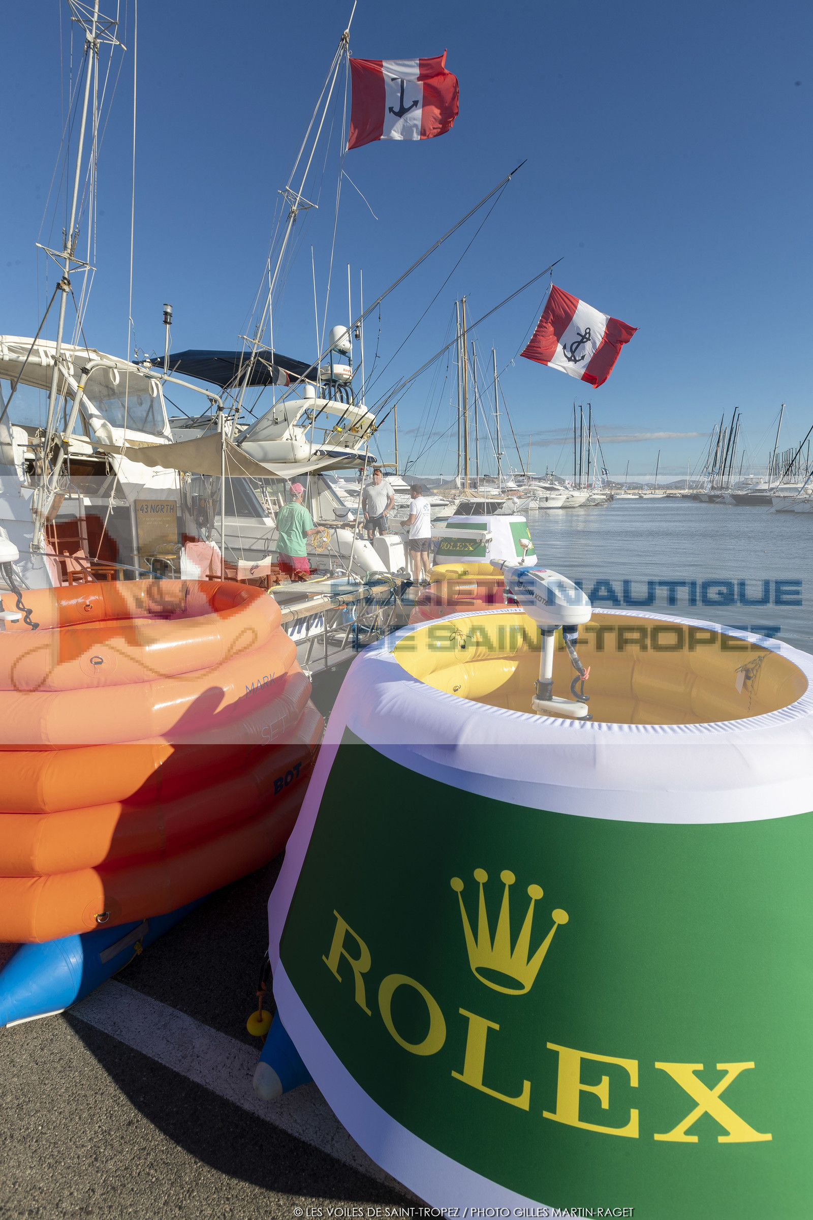 26 09 2022, Saint-Tropez (FRA,83), Voiles de Saint-Tropez 2022, premier jour de course, nouvelles bouées dynamiques positionnables à distance 26 09 2022, Saint-Tropez (FRA,83), Voiles de Saint-Tropez 2022, premier jour de course, nouvelles bouées dynamiques positionnables à distance