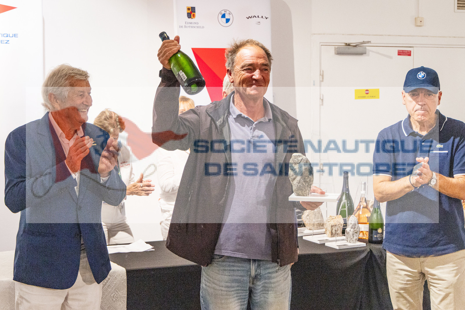 GMR_VST25_16028.jpg GMR_VST25_16028.jpg