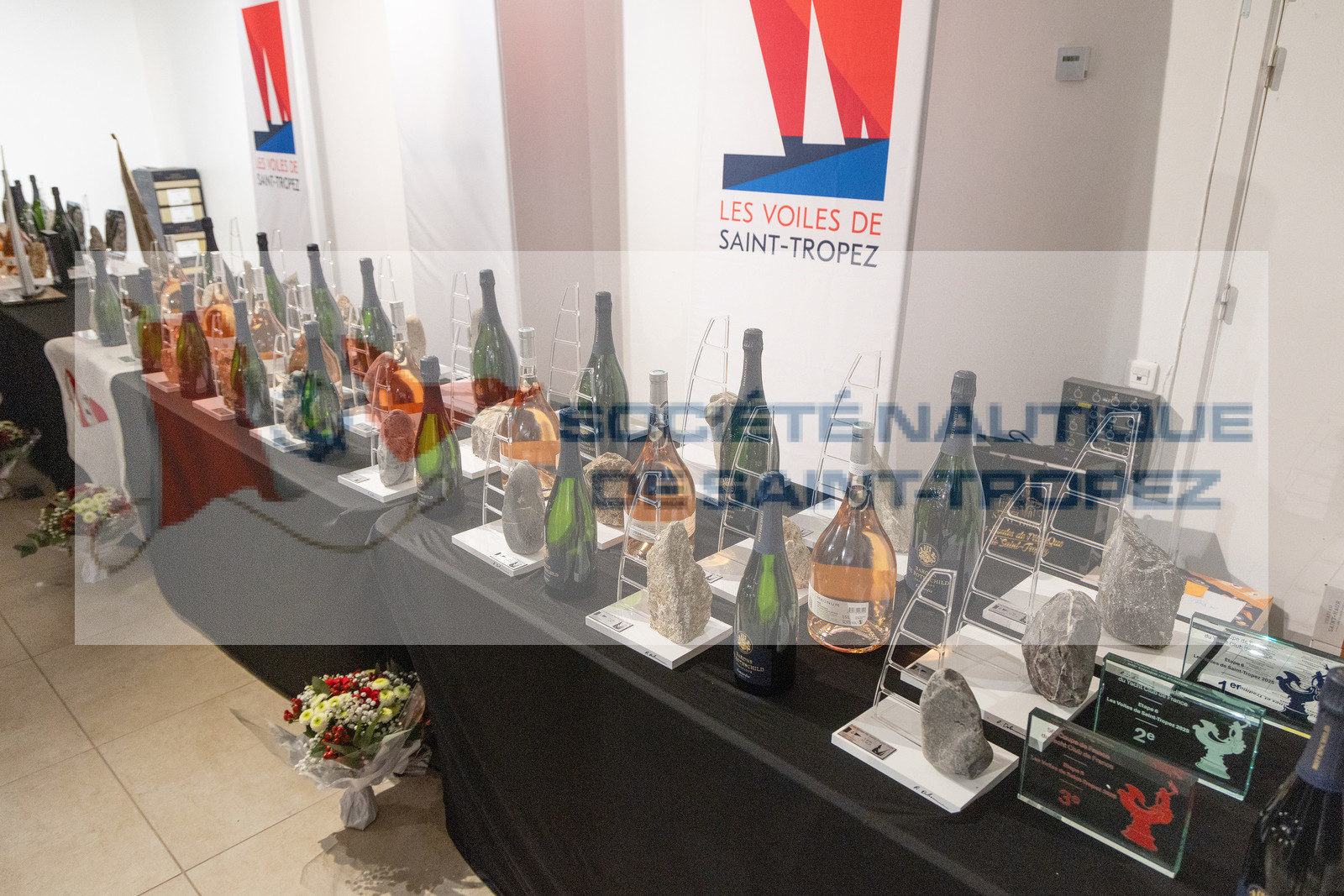 GMR_VST25_15820.jpg GMR_VST25_15820.jpg