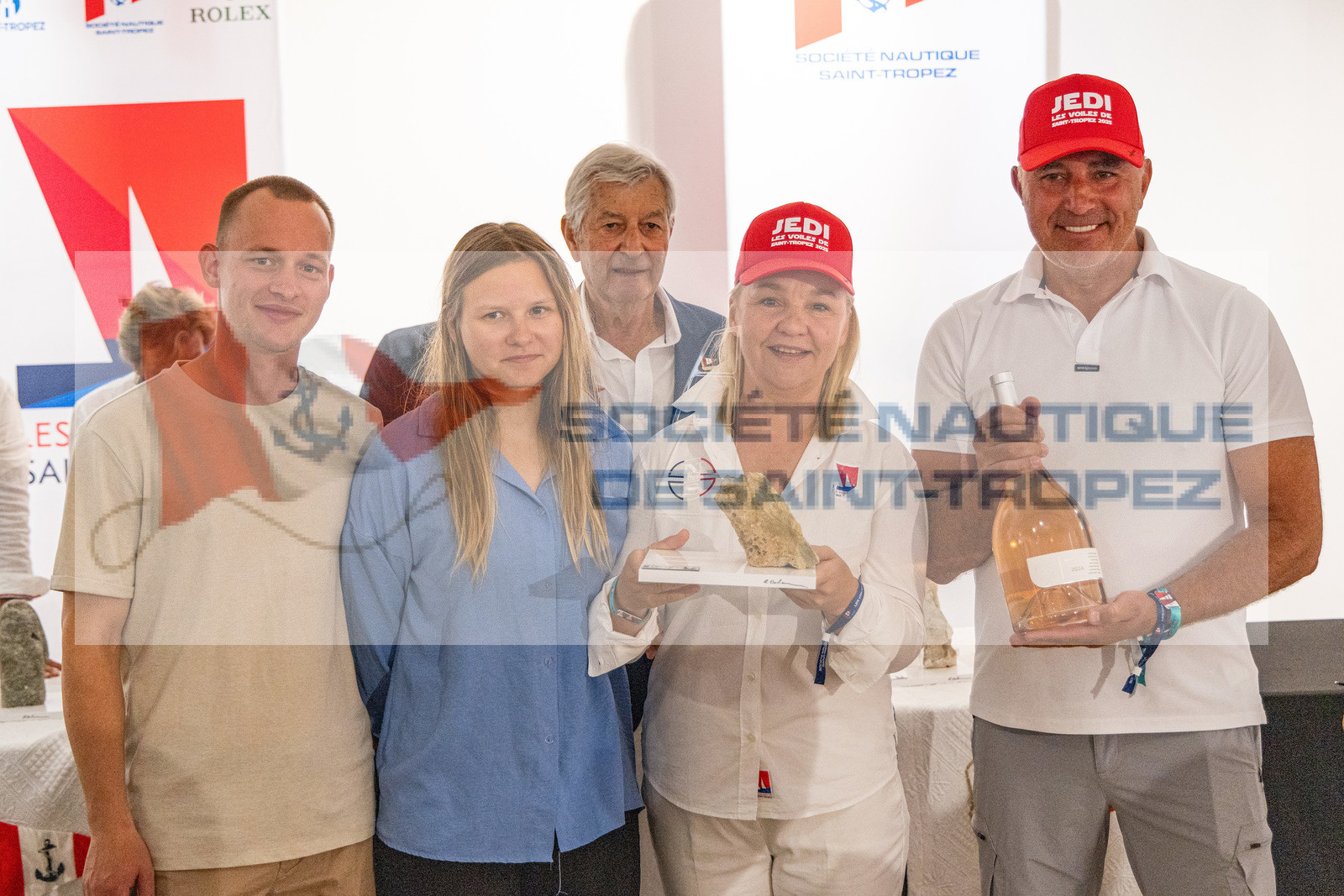 GMR_VST25_16212.jpg GMR_VST25_16212.jpg